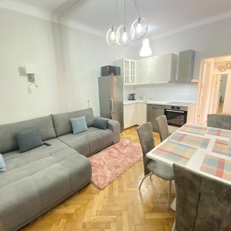 Boem 2 Sibiu Old Town Apartman Kültér fotó